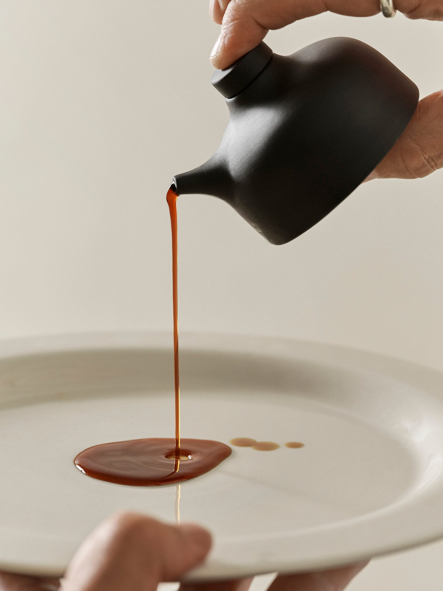 Sand Secrets Soy Pot