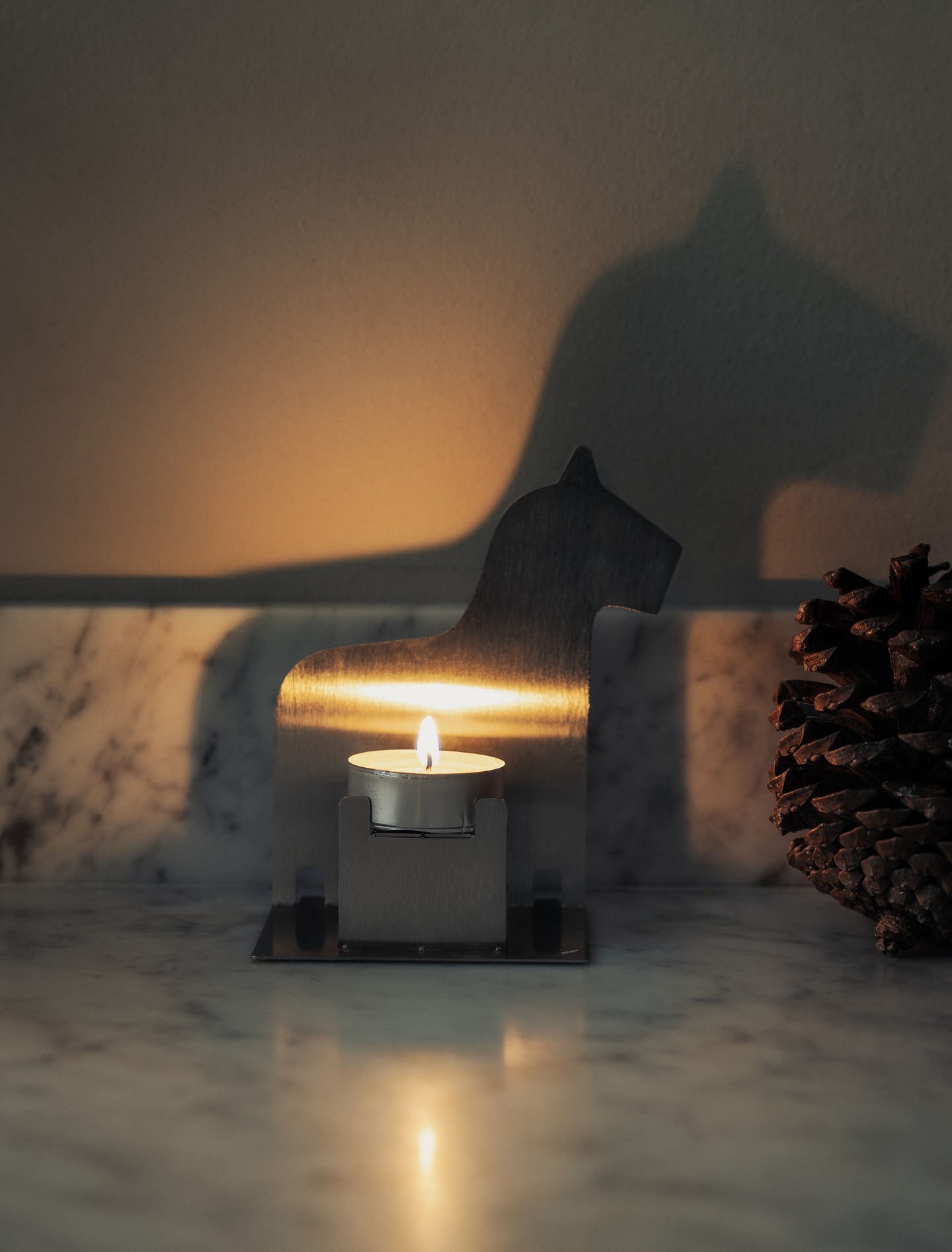 Pop-Up Candle Holder