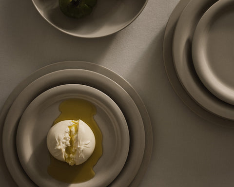 Choosing your tableware is choosing your everyday companion