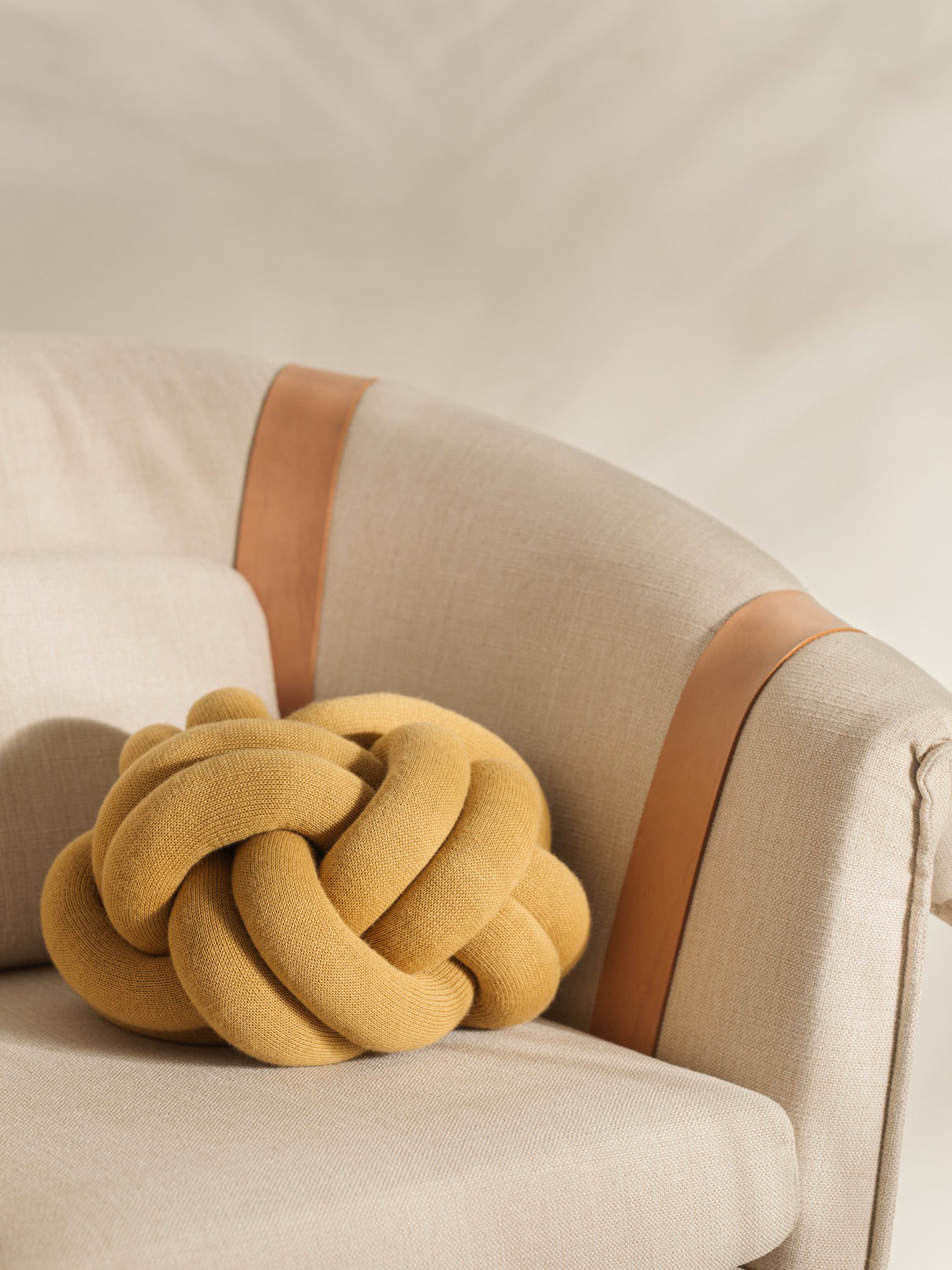 Knot Cushion