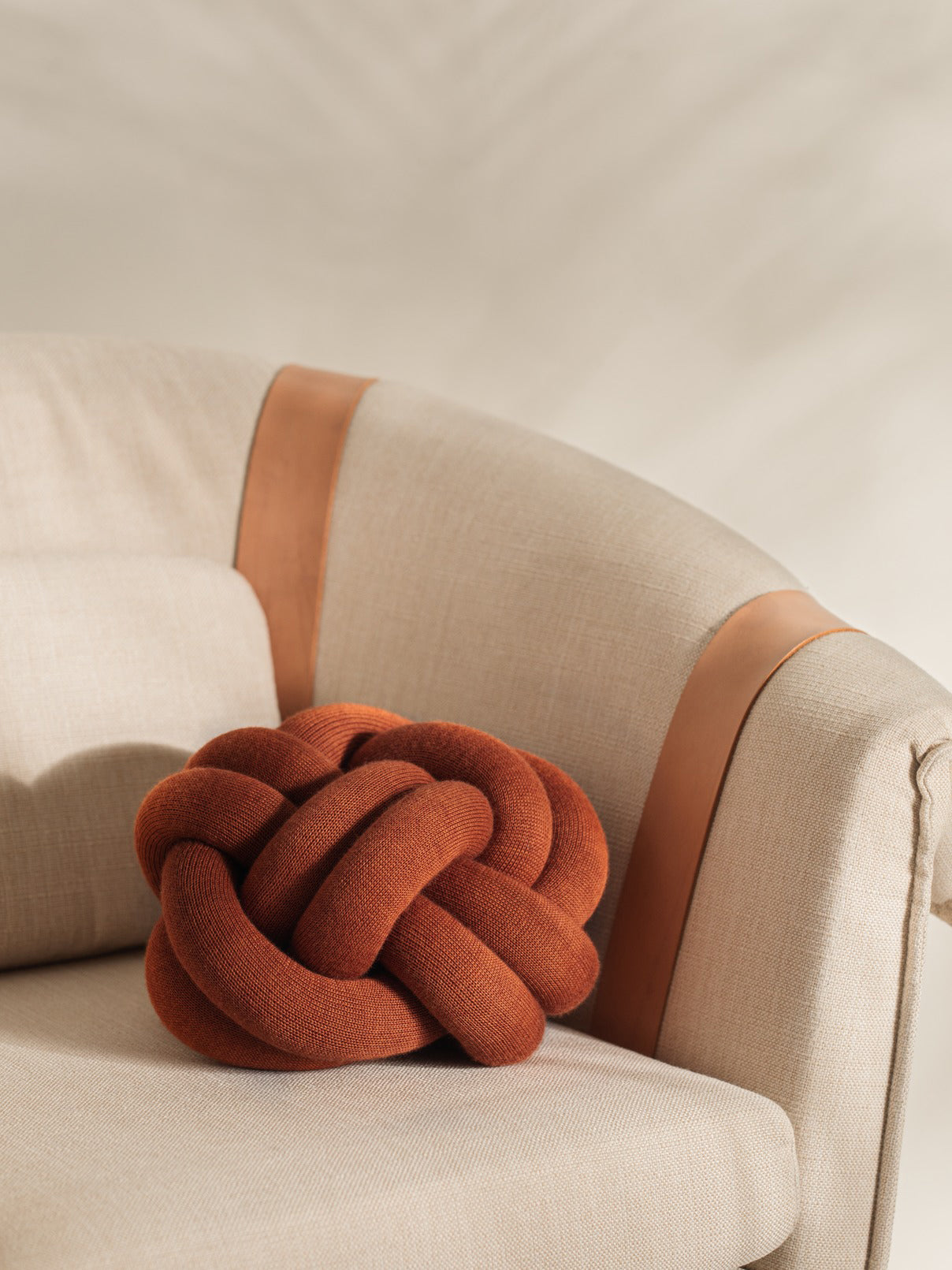 Knot Cushion