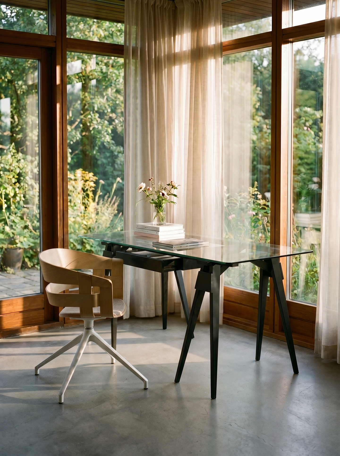 Arco Desk