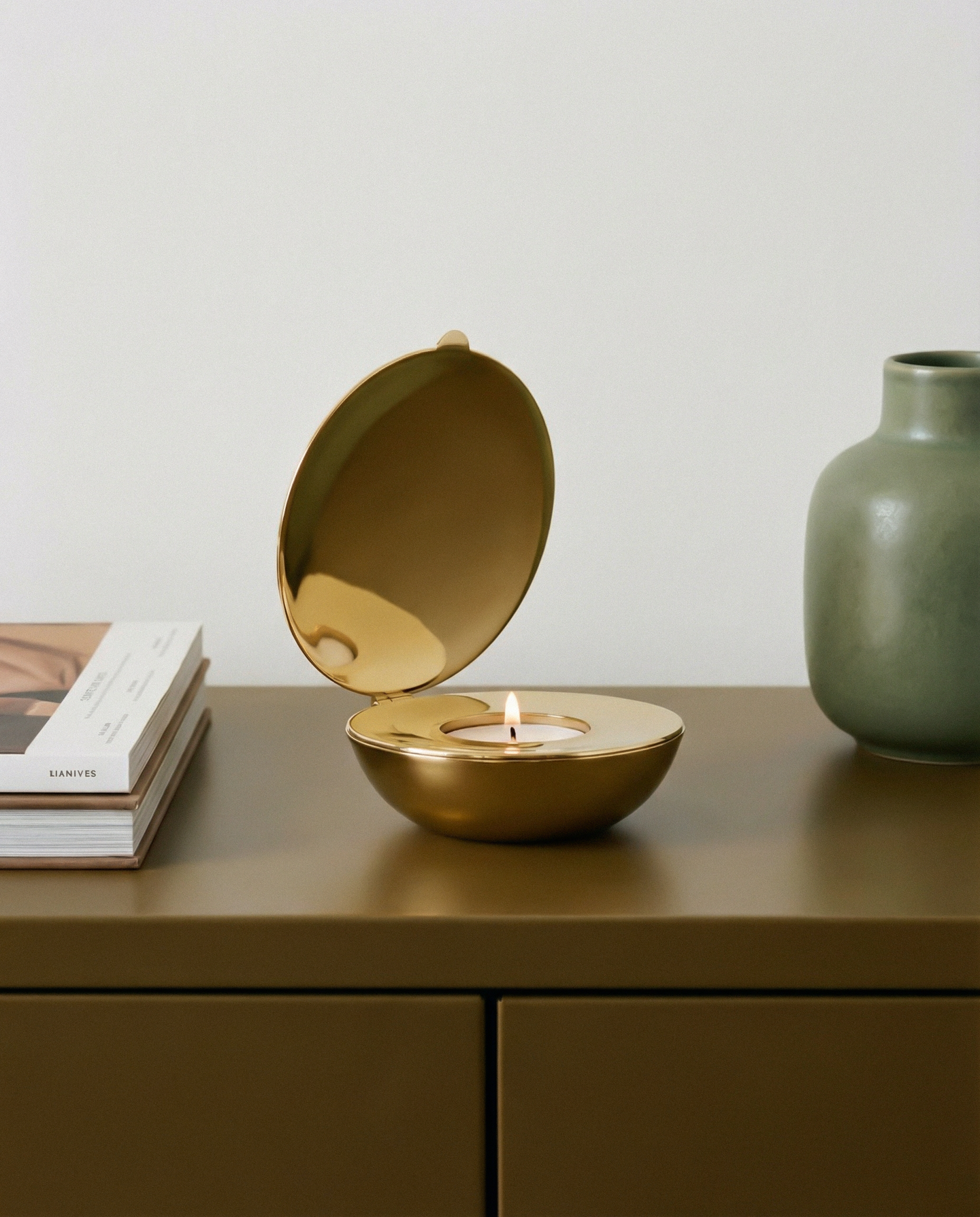 Shell Candle Holder