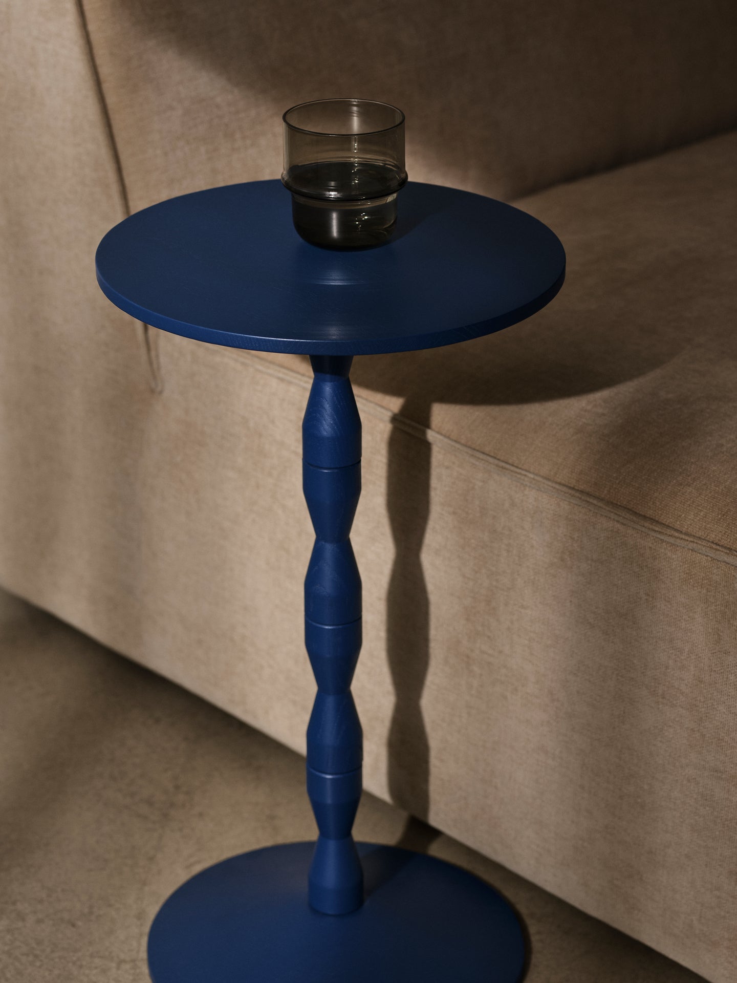 Pedestal Table